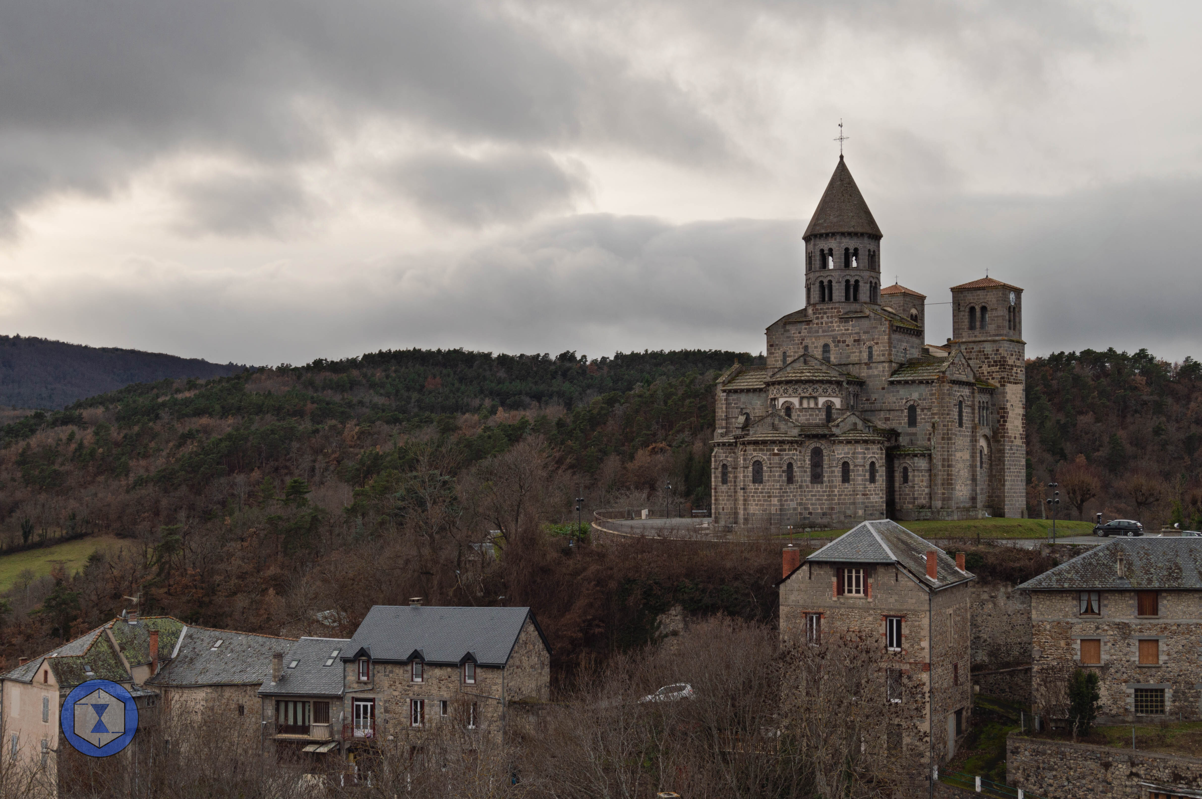 Super_Besse_2_68e24ad74f2d2